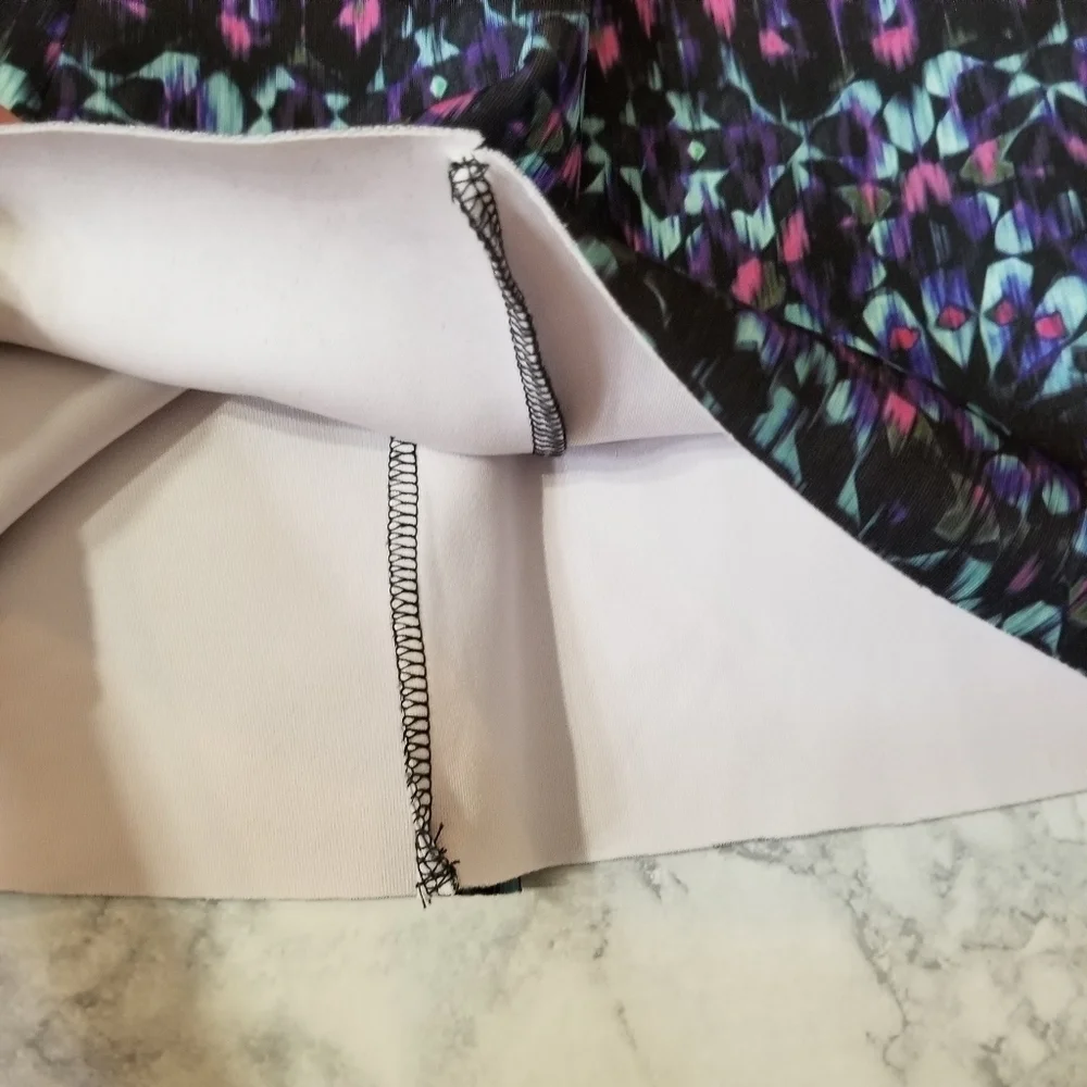 Aeropostale Medium skater Mini skirt‎ kaleidoscope